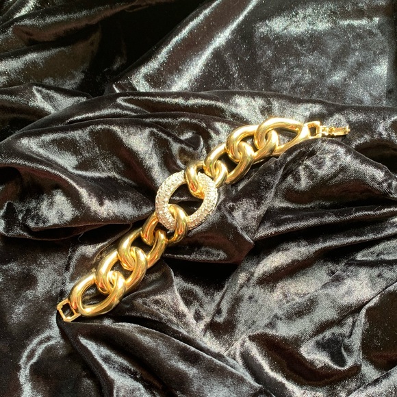 Givenchy Accessories - Givenchy gold chain bracelet!!
